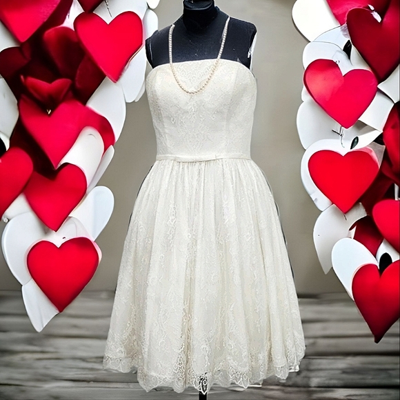 Wedding Gown by Mon Cheri, Ivory, midi, strapless - Picture 15 of 17